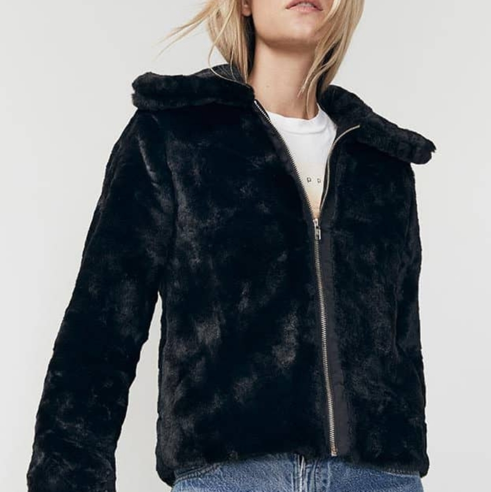 REFORMATION Cozy Black Piano Coat Size S 🎇